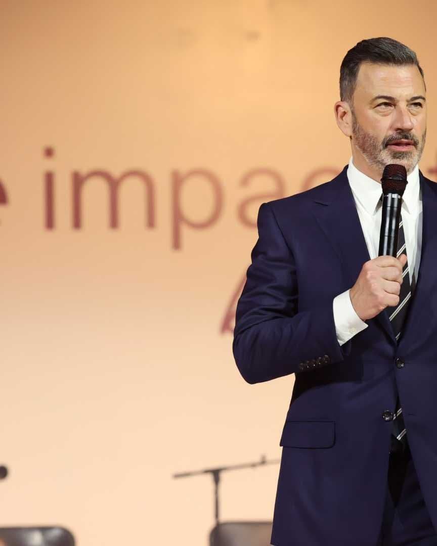 Jimmy Kimmel Gana la Batalla: ABC lo Mantiene al Aire hasta 2027