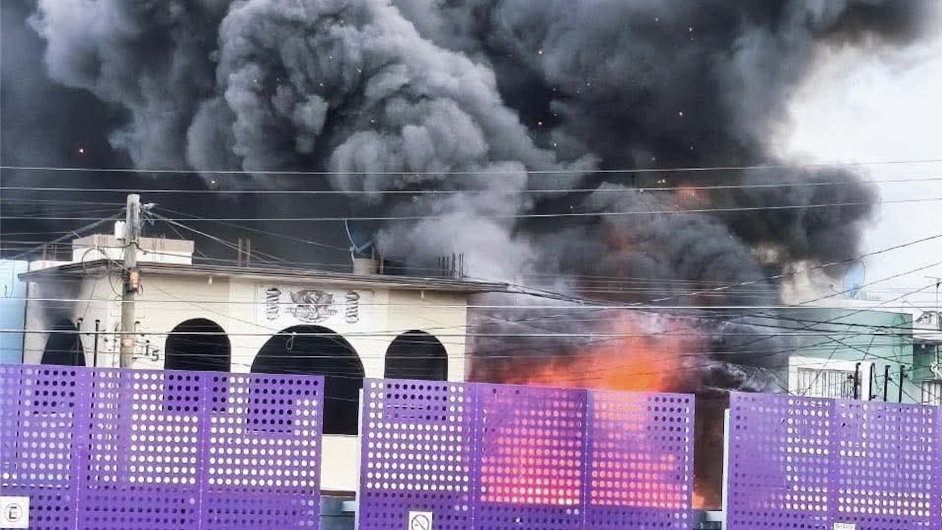 Reportan Dos Mujeres con Quemaduras por Incendio en Fraccionamiento Los Ángeles de Matamoros