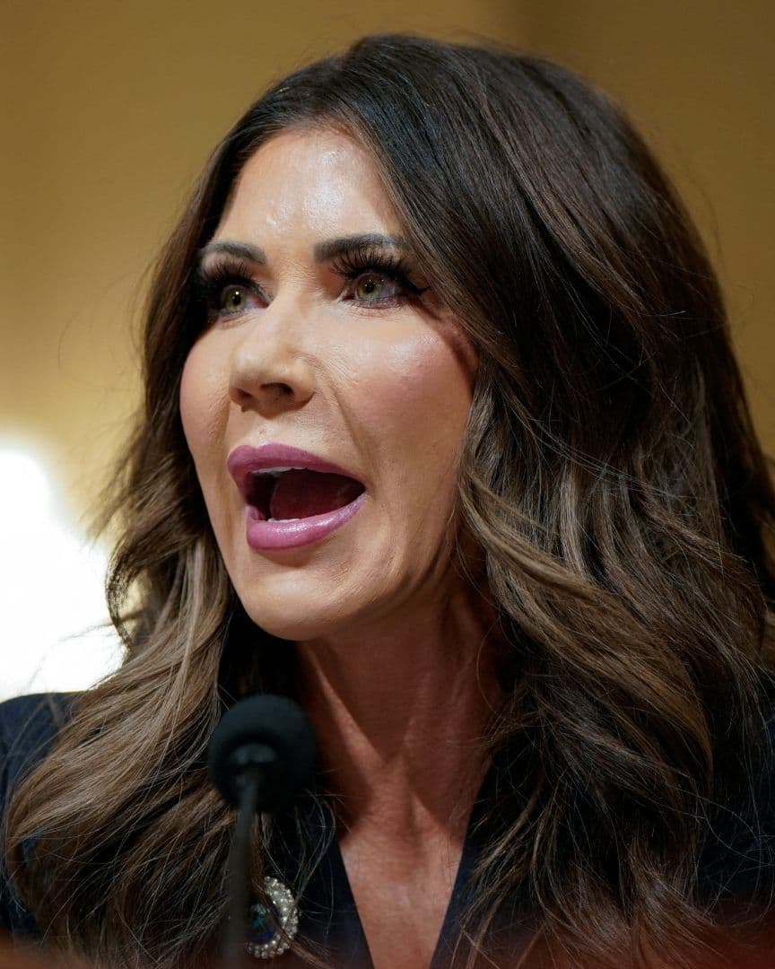 Kristi Noem, secretaria de Seguridad Nacional de Estados Unidos de América