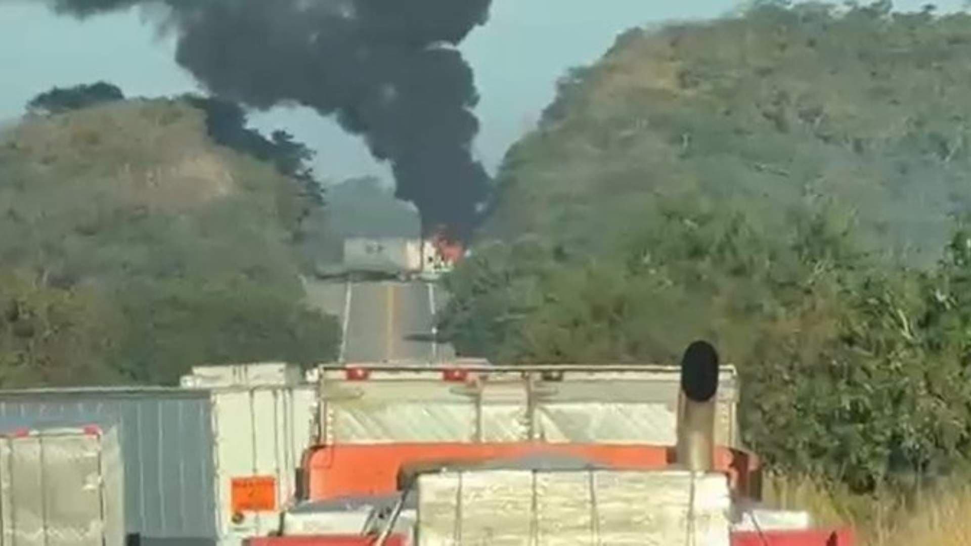 ¿Qué se Sabe de los Hechos Violentos en Escuinapa y el Bloqueo en la Autopista Mazatlán-Tepic?