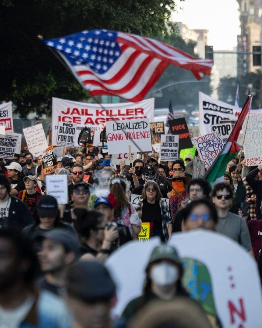 Detienen a Varios Manifestantes Tras Protesta Contra ICE en Los Ángeles.