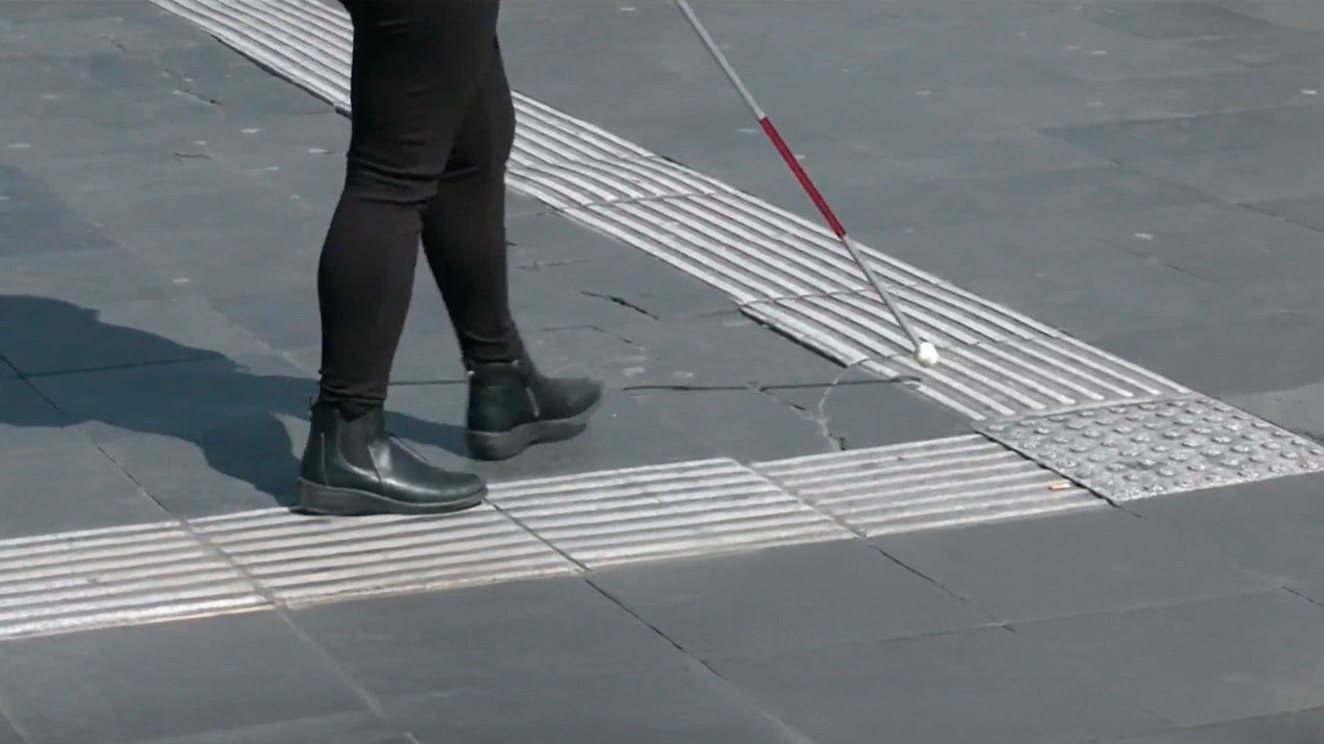 Del Apoyo al Peligro: Así Fallan las Guías Podotáctiles en Centro Histórico de CDMX