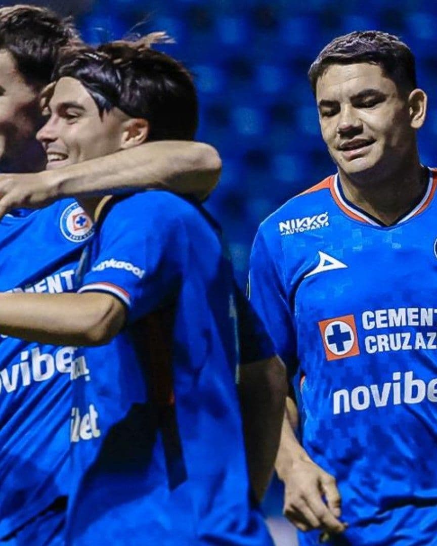 Luka Romero le anotó tres goles al Vancouver FC en el partido de vuelta.