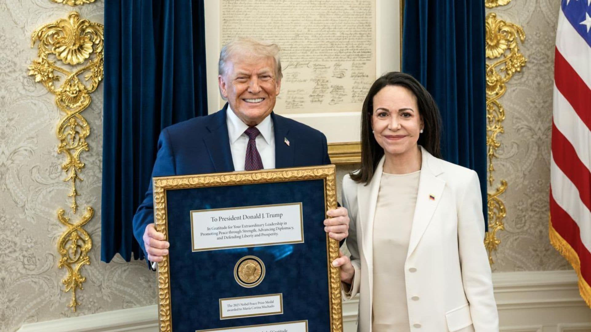 Trump Confirma que María Corina Machado le Obsequió su Medalla del Premio Nobel de la Paz