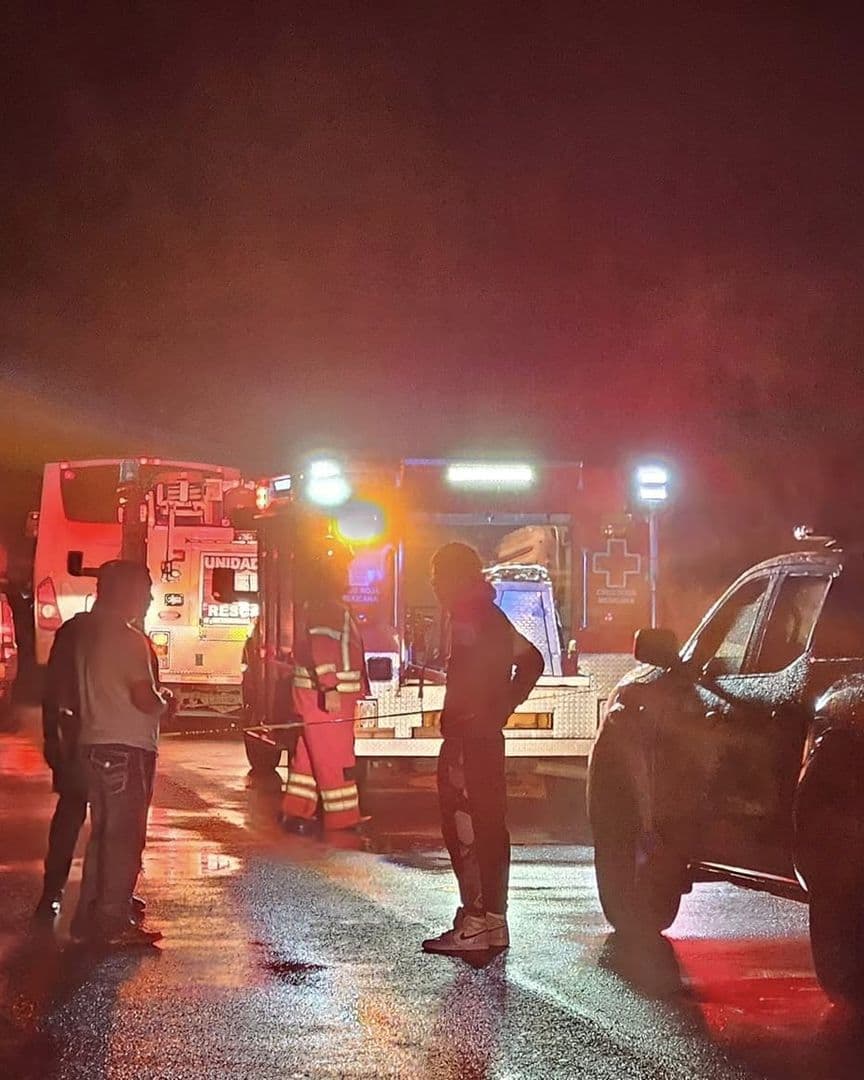 Albañil Muerto y Cinco Heridos es el Saldo de un Accidente en la Carretera Salvatierra - Celaya. Foto: N+