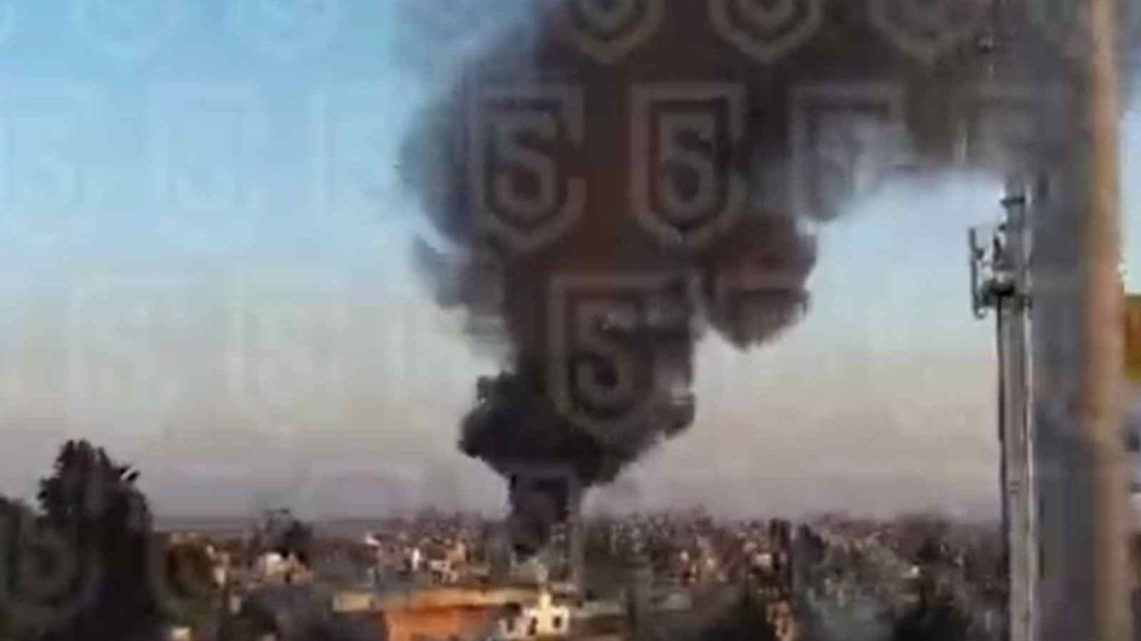 Incendio Consume Recicladora en Toluca, Edomex