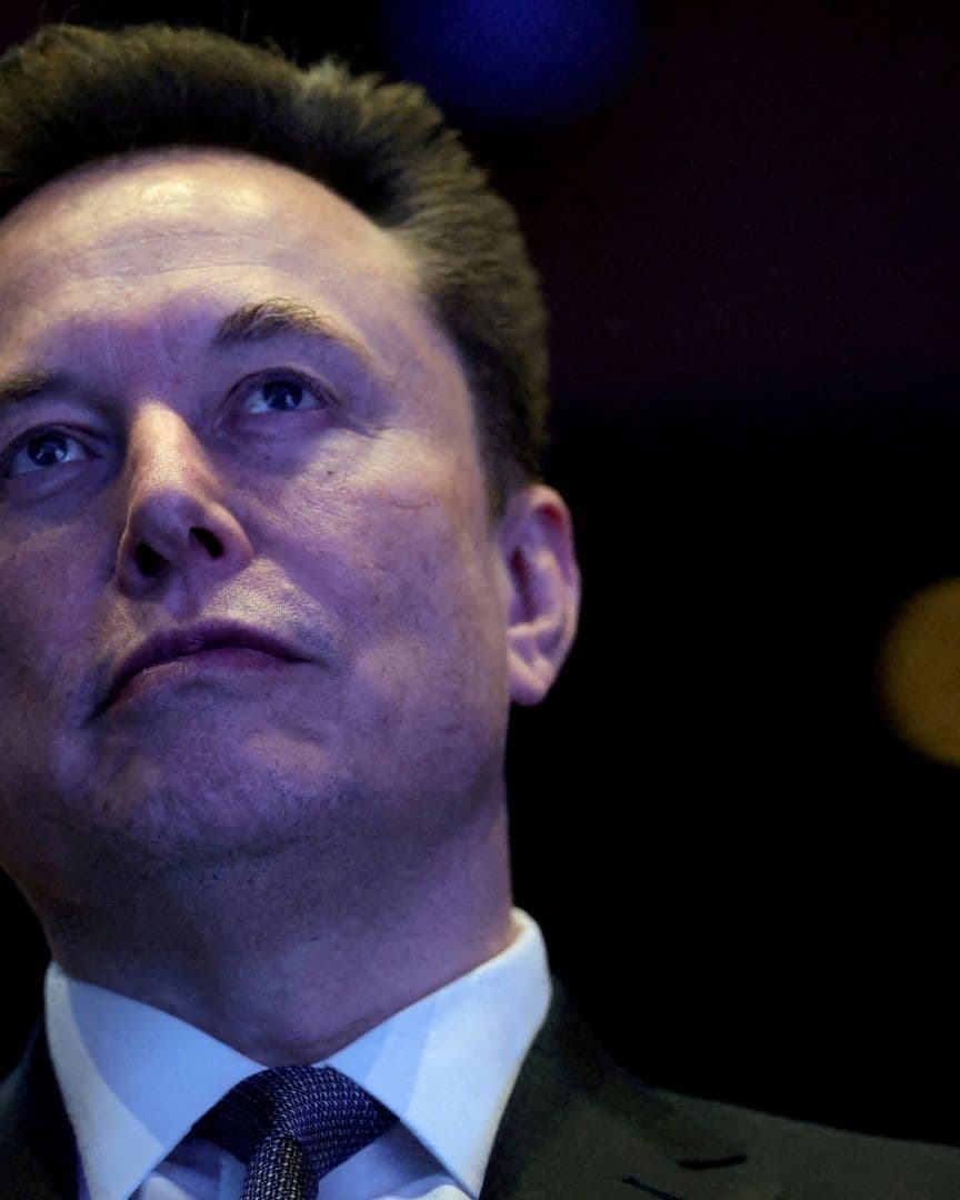 Vuelve a Aparecer Nombre de Elon Musk en Archivos Epstein; Preguntó por Una "Fiestas Salvaje"