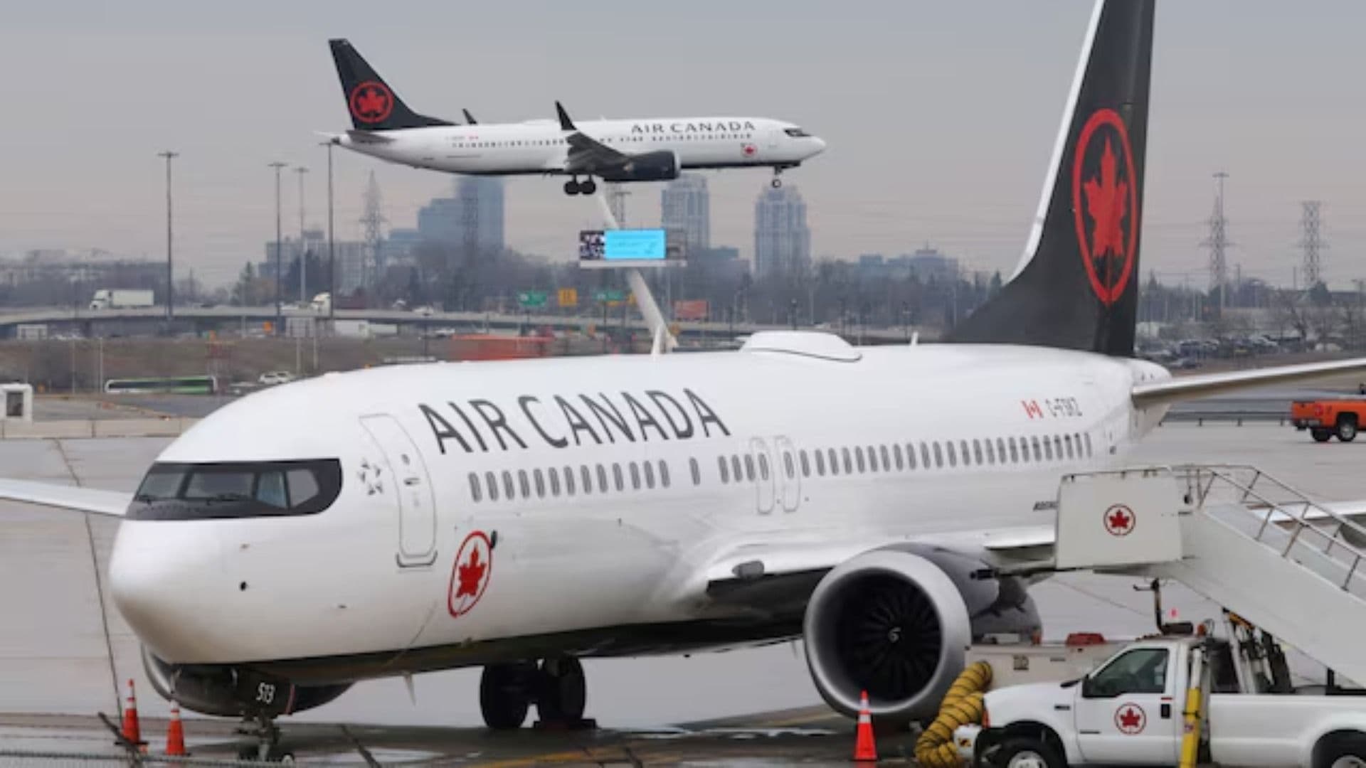 Trump Amenaza a Canadá con Arancel del 50% a Aviones Vendidos en EUA
