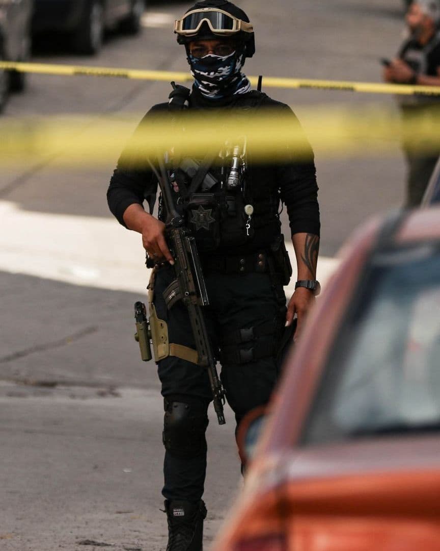 Las autoridades municipales confirmaron que tres personas perdieron la vida.