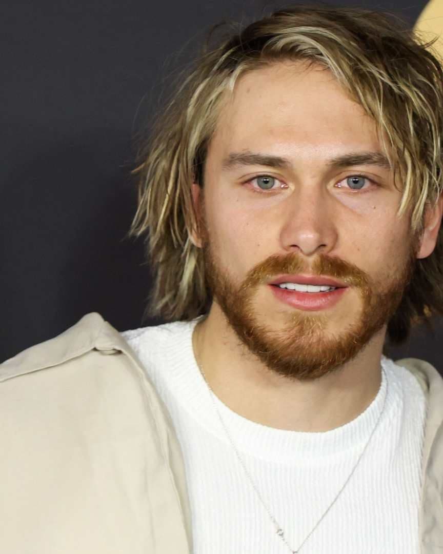 Susto en el Carnaval: Aldo De Nigris Sufre Aparatosa Caída, Esto Pasó en Mazatlán