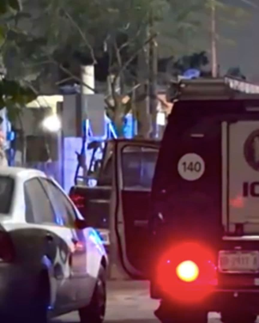 Autoridades de Fiscalía en escena del crimen