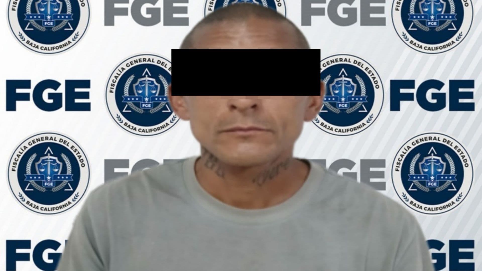 Vinculan a Hombre por Insultar, Amenazar y Robarle la Ropa del Tendedero a su Madre en BC