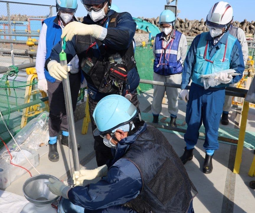 La planta de energía nuclear de Fukushima explotó después del tsunami que golpeó el país en marzo del año 2011