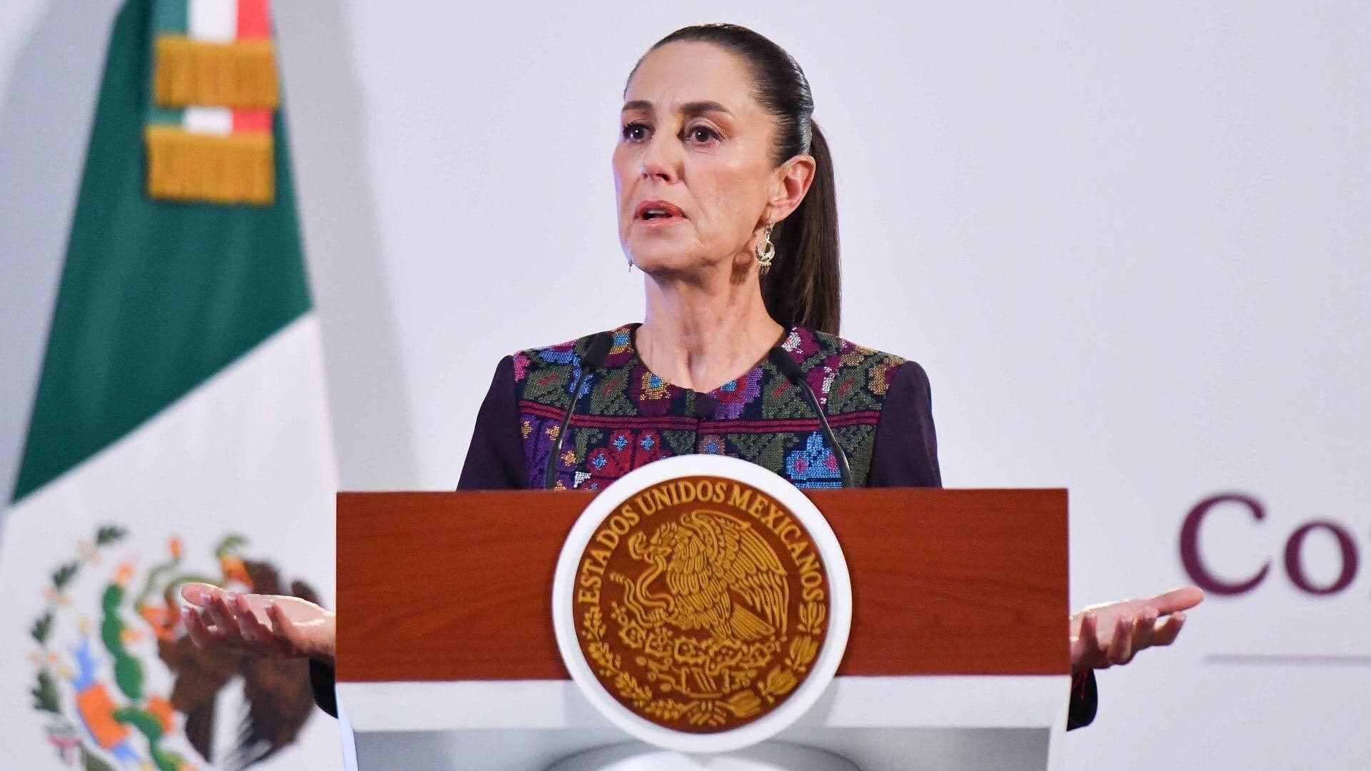 "¿No Se Dio Cuenta?": Sheinbaum Critica a Felipe Calderón por Deslindarse de García Luna
