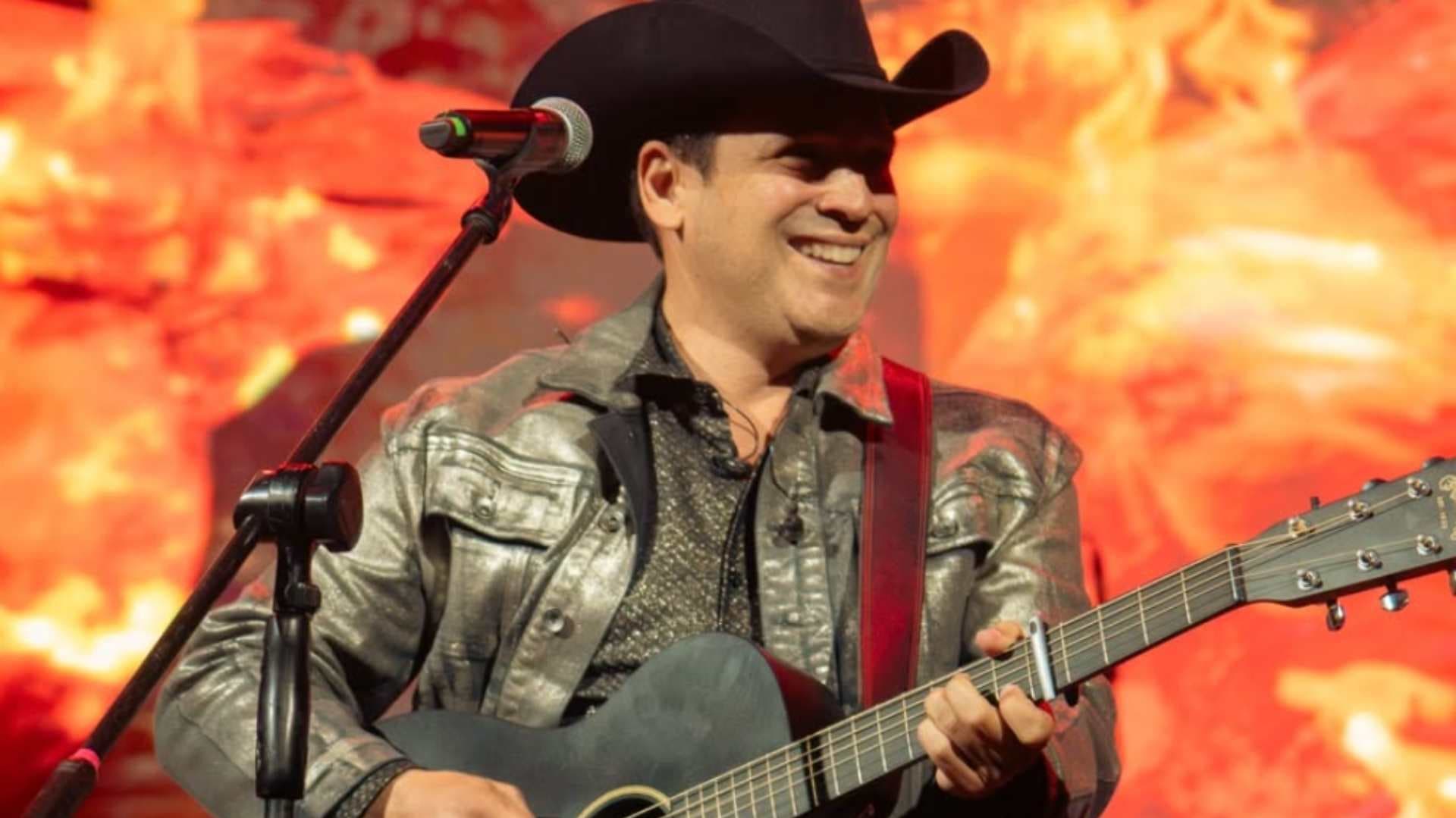 Bobby Pulido Estará Presente en La Cura Fest de Carin León de Hermosillo; ¿Hay Boletos?