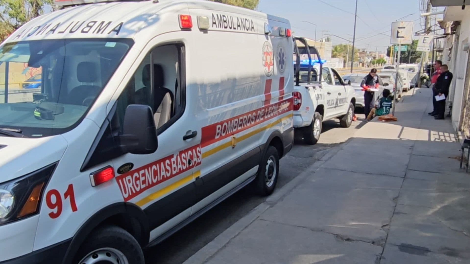 Hombre es Atacado con un Machete por su Sobrino en Jardines de San Miguelito en León. Foto: N+