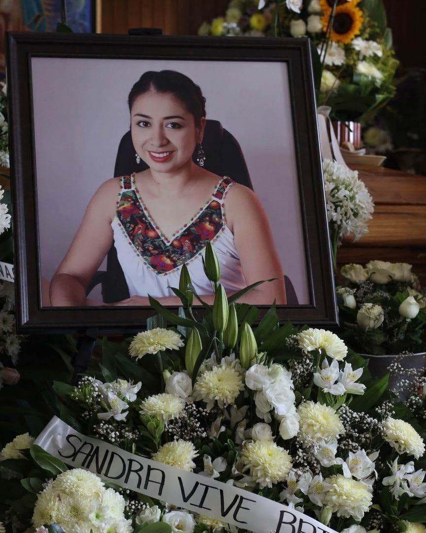 Sepultan a Sandra Domínguez, Activista Mixe, en San Pedro Ixtlahuaca, Oaxaca