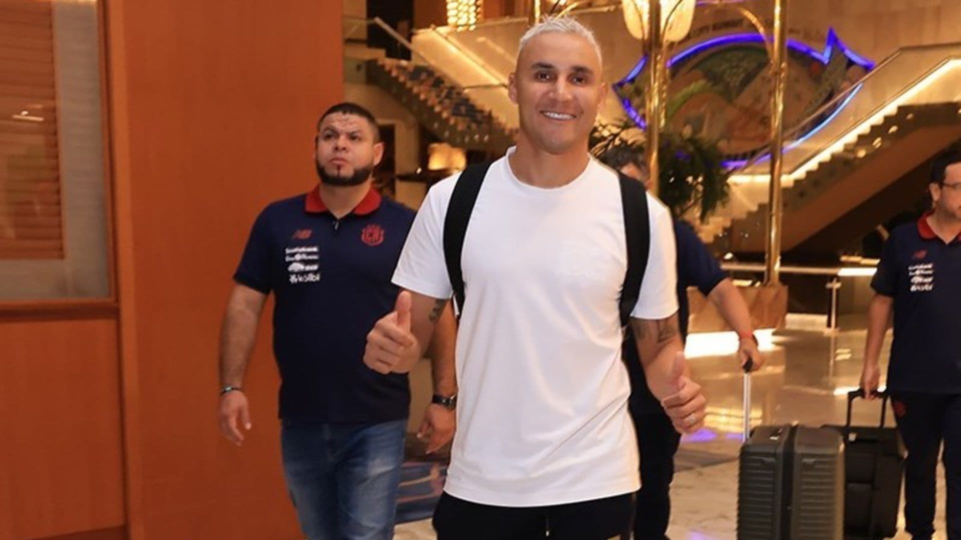 Video de Keylor Navas en el AICM Hoy: Así Recibió la Afición de Pumas al Portero
