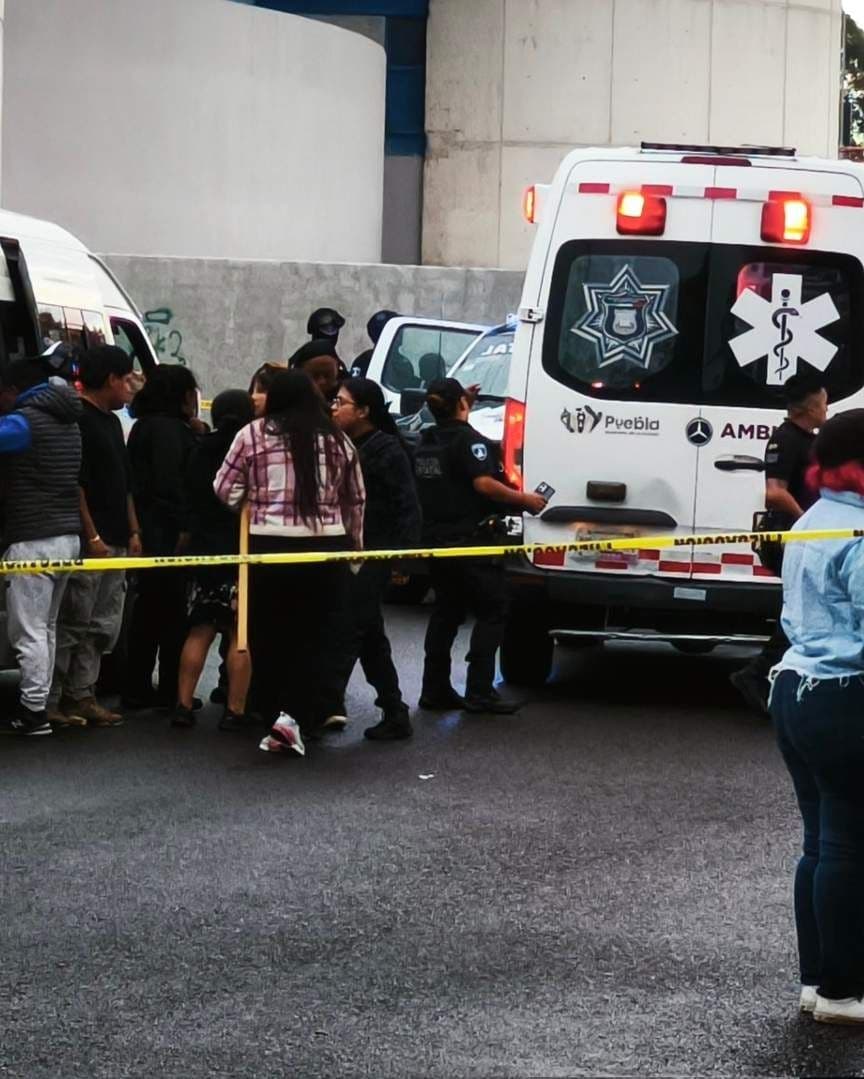 Enfrentamiento y Balacera entre Organizaciones de Ambulantes en Estadio Cuauhtémoc en Puebla