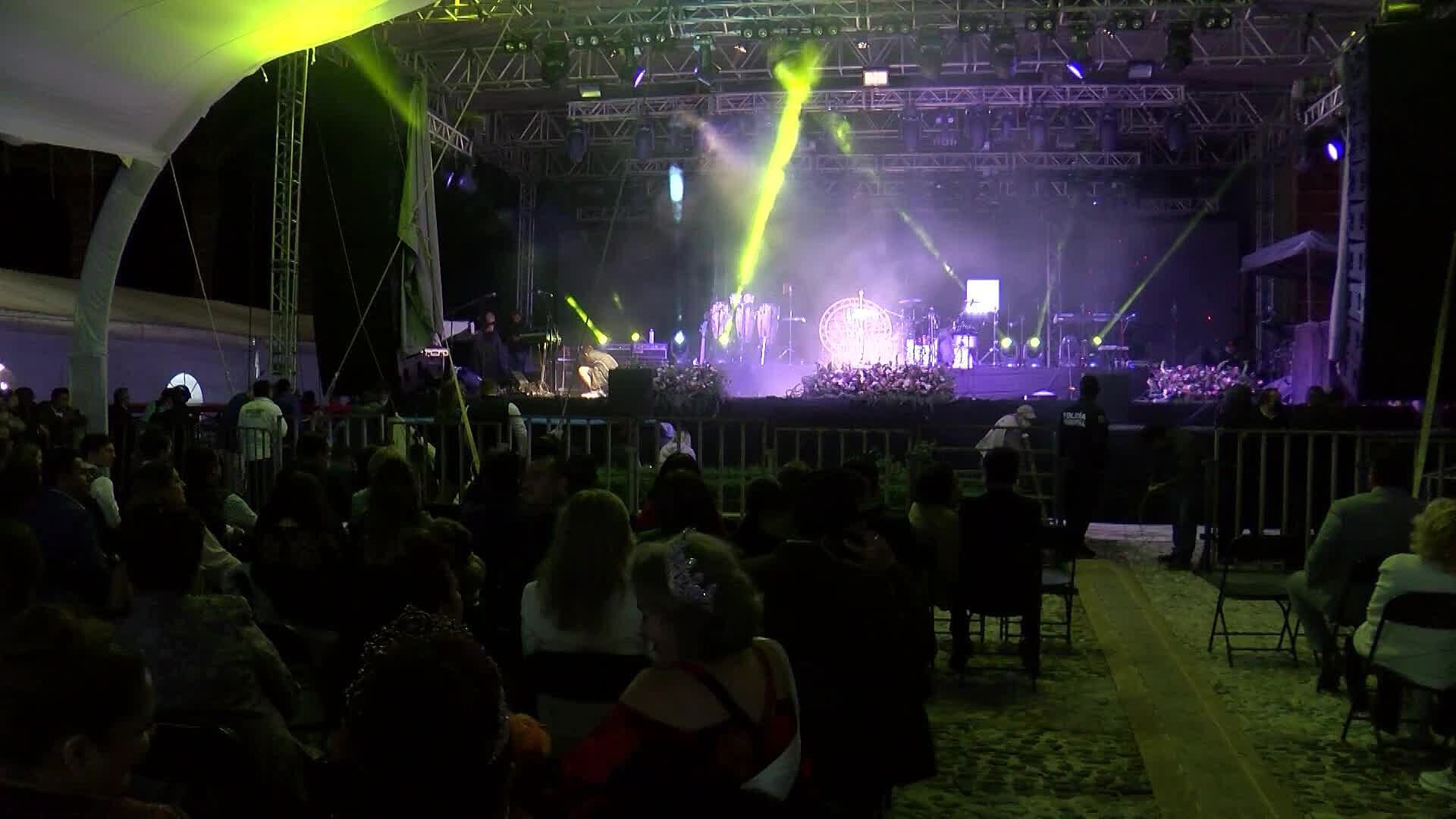 Cantante Moy Bobadilla Ofrece Disculpa Pública y Paga Multa en San Juan del Río