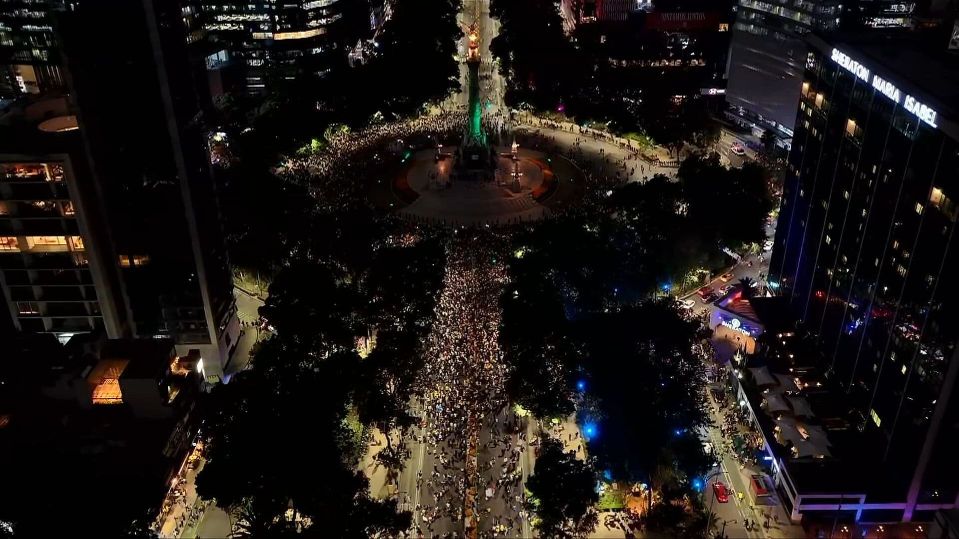 'La Fiebre Amarilla' Paraliza el Ángel: Más de 30 Mil Aficionados de Colombia en Reforma
