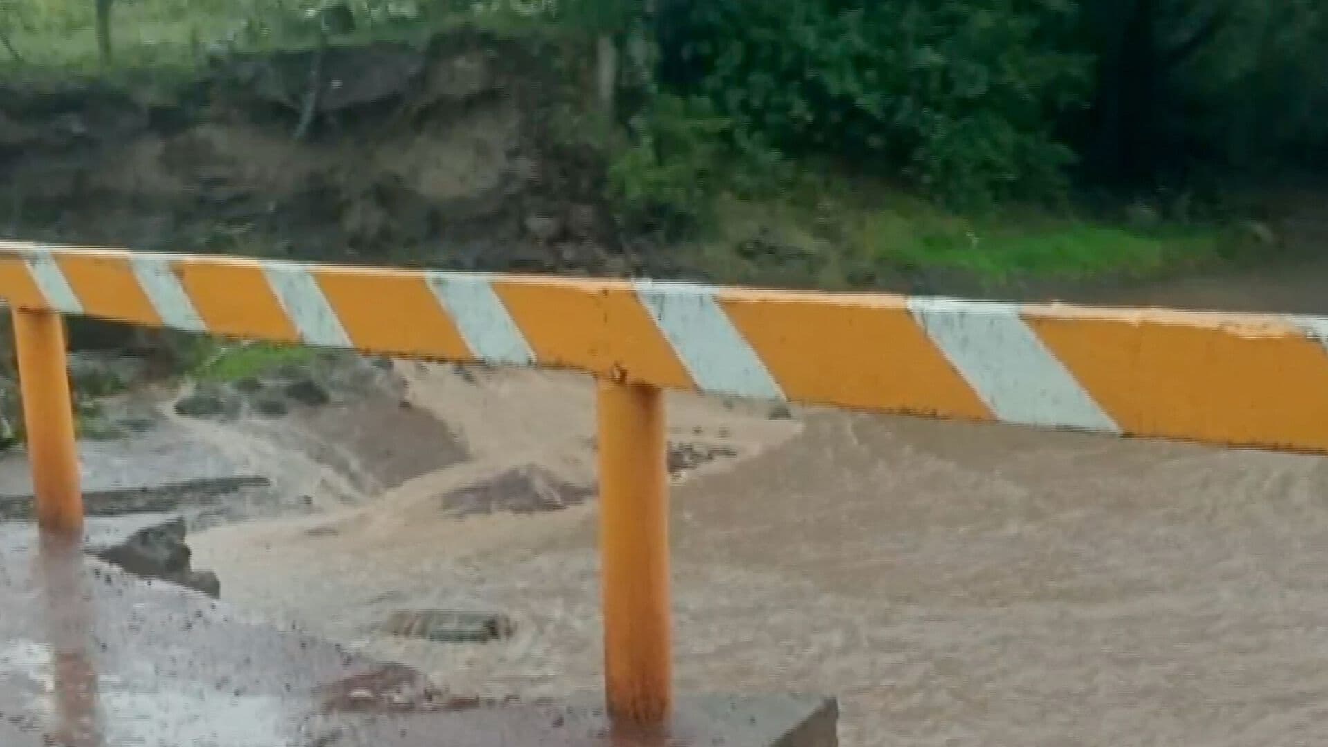 Inundaciones por Lluvia Dejan Dos Viviendas Afectadas en Chignahuapan, Puebla