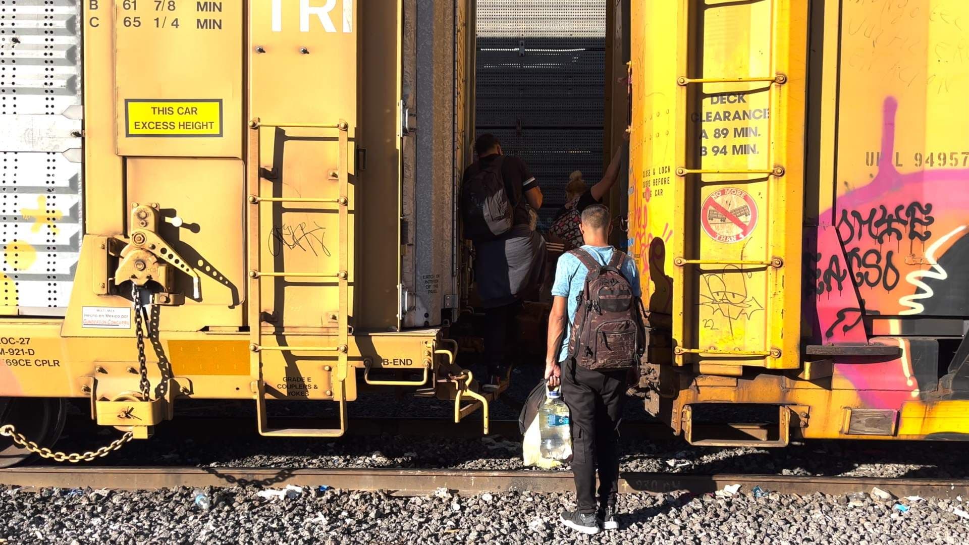Denuncian Maltrato a Tres Migrantes por Parte de Guardias de Ferromex en Torreón