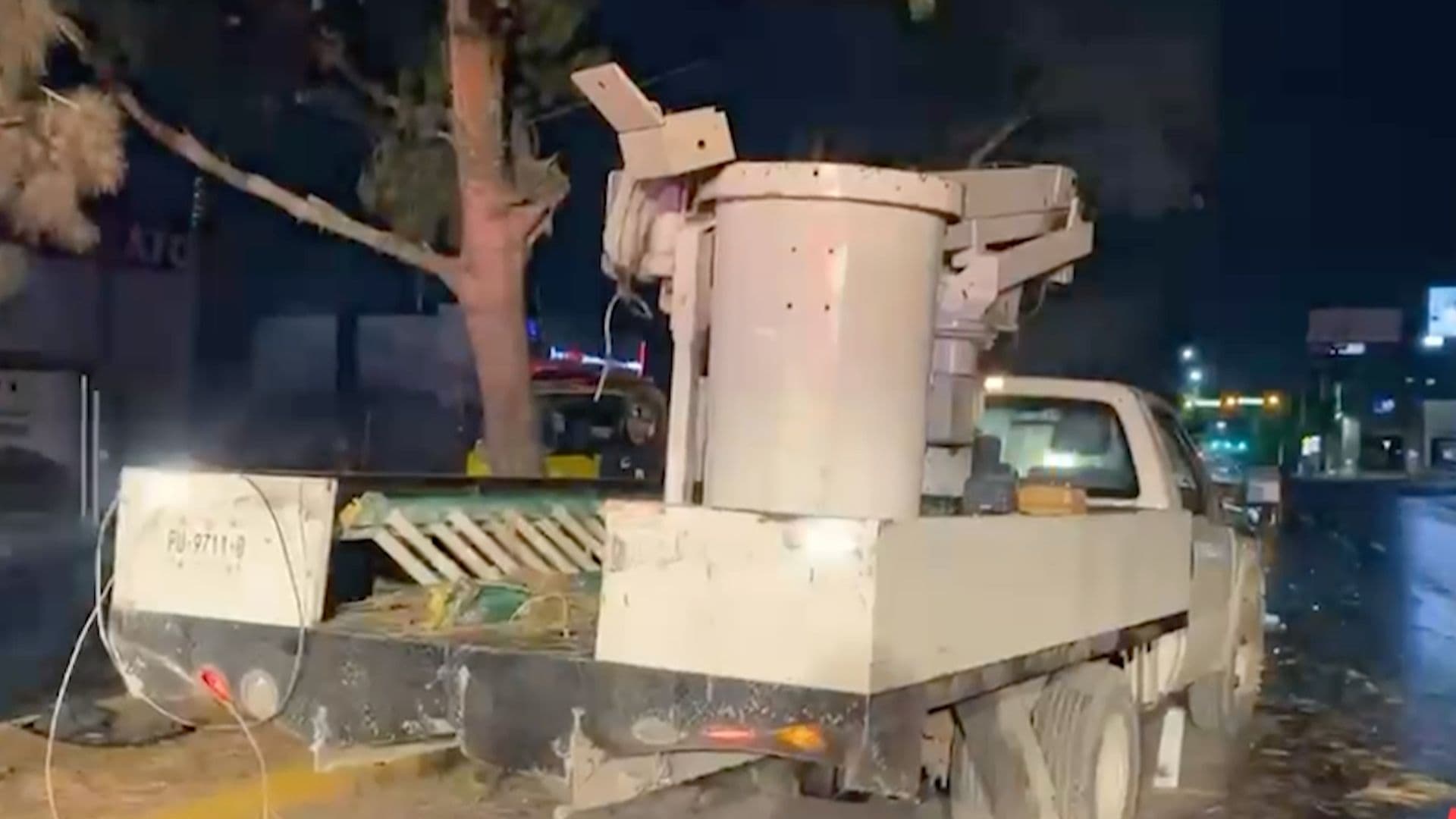 Muere Joven tras Chocar Contra Grúa y Luminaria en Saltillo