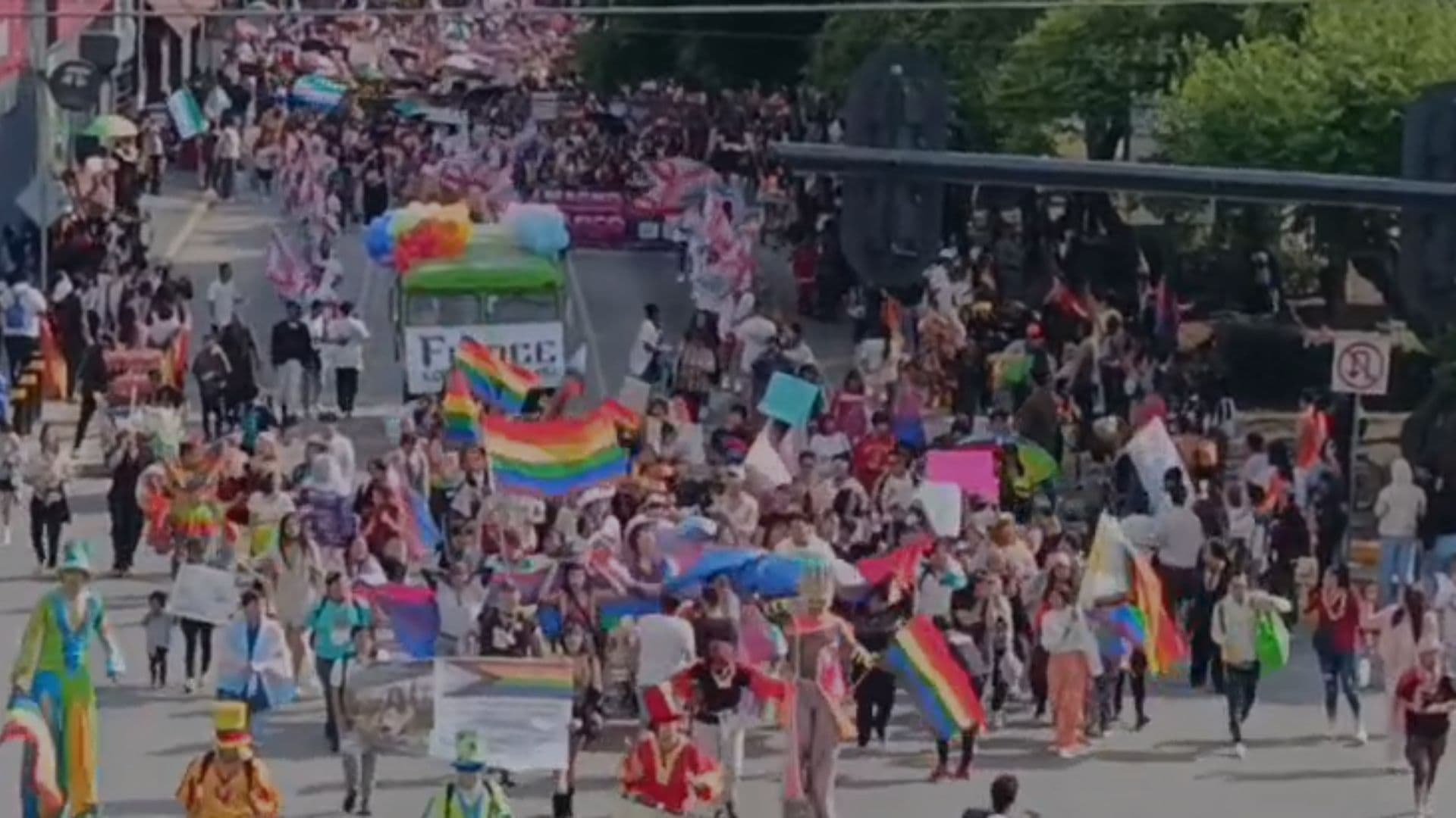 Integrantes de la Comunidad LGBT+ Realizan la Marcha del Orgullo 2026 en Puebla