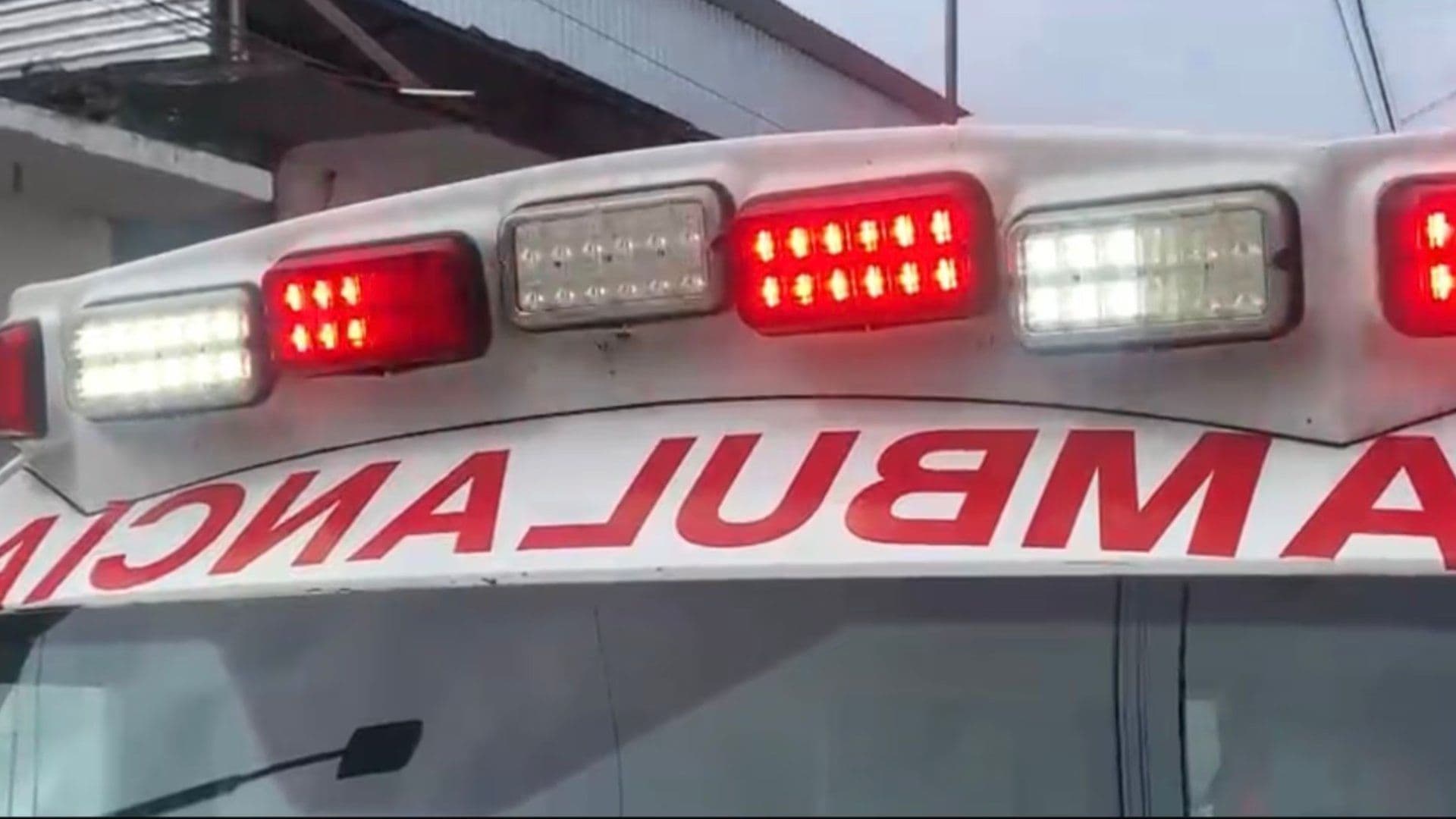 Auto Sin Control se Impacta Contra Vivienda y Mata a Mujer de la Tercera Edad en Veracruz