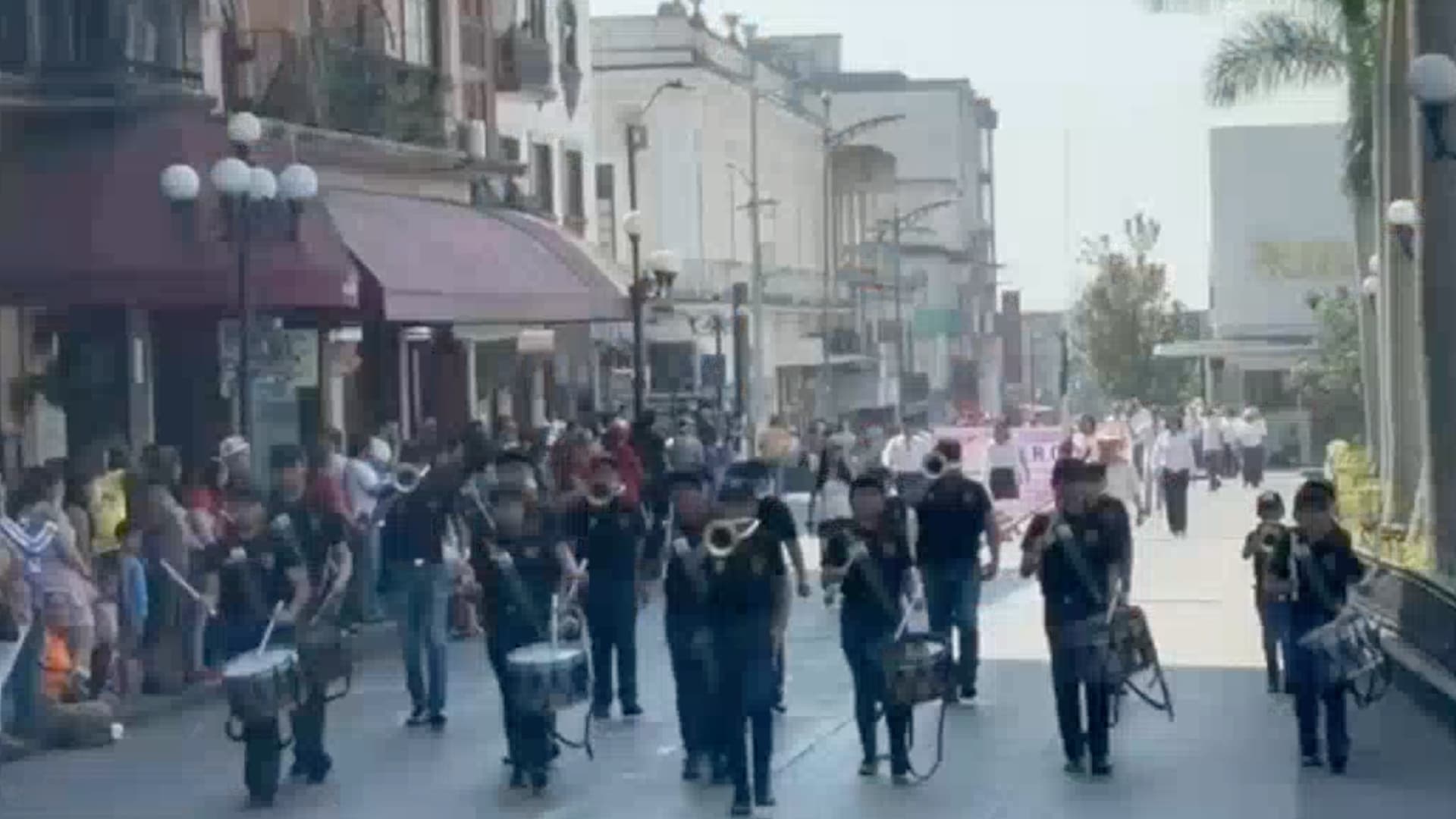 Realizan Desfile en Córdoba, Veracruz, en el Marco del Día del Trabajo