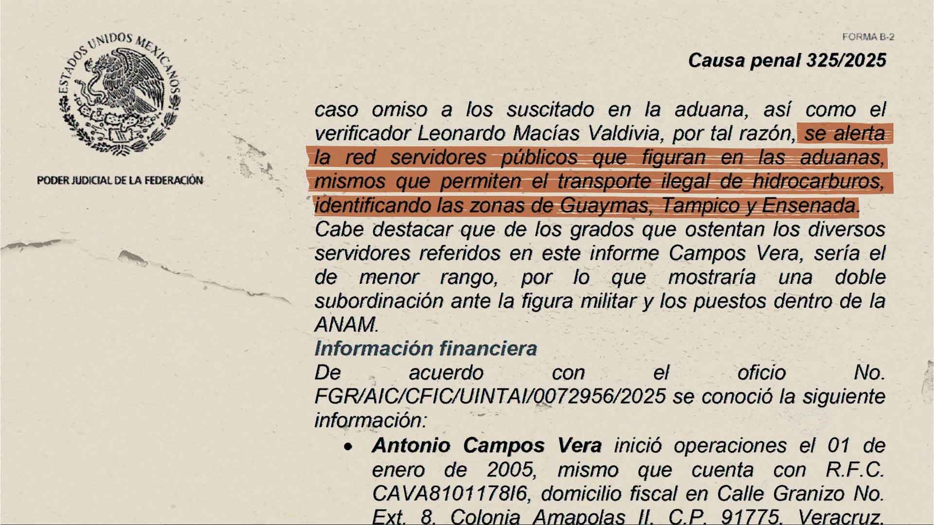 Un primer plano de un documento oficial del Poder Judicial de la Federación, destaca un párrafo en el que se aborda una red de funcionarios coludidos en el transporte ilegal de hidrocarburos en Guaymas, Tampico y Ensenada.