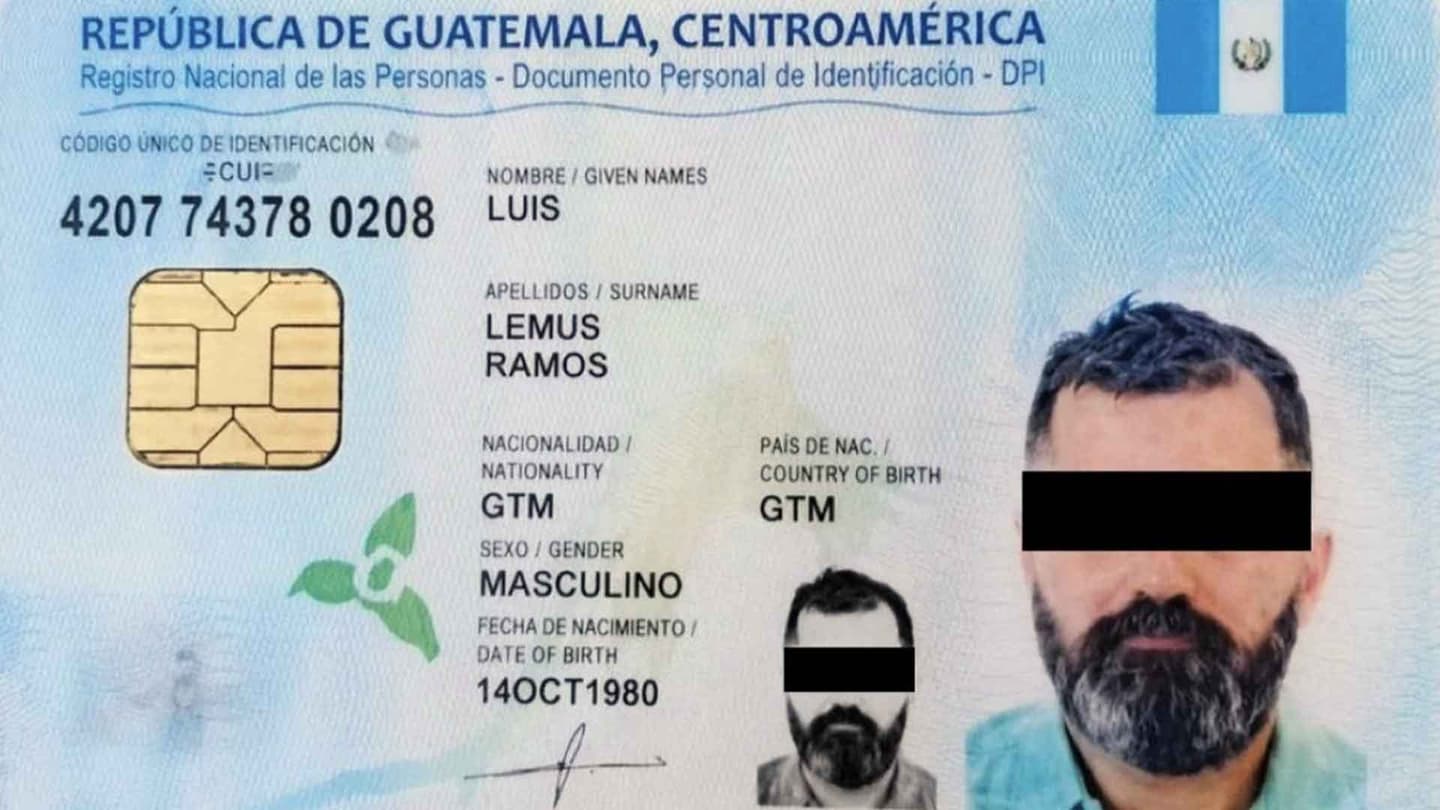 Imagen que compartio el Ministerio de Seguridad de Argentina del pasaporte guatemalteco falso que presento Farías Laguna.